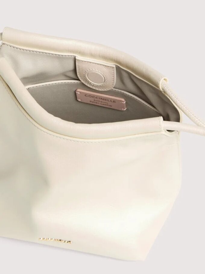 Pochette Coccinelle Finn Small